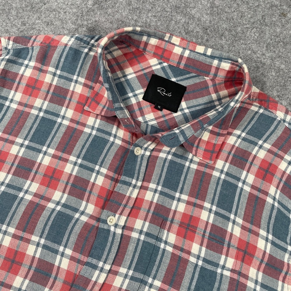 Rails Wyatt Mens Button Down Shirt XL Red, Blue, White Plaid Long Sleeve Fairfax